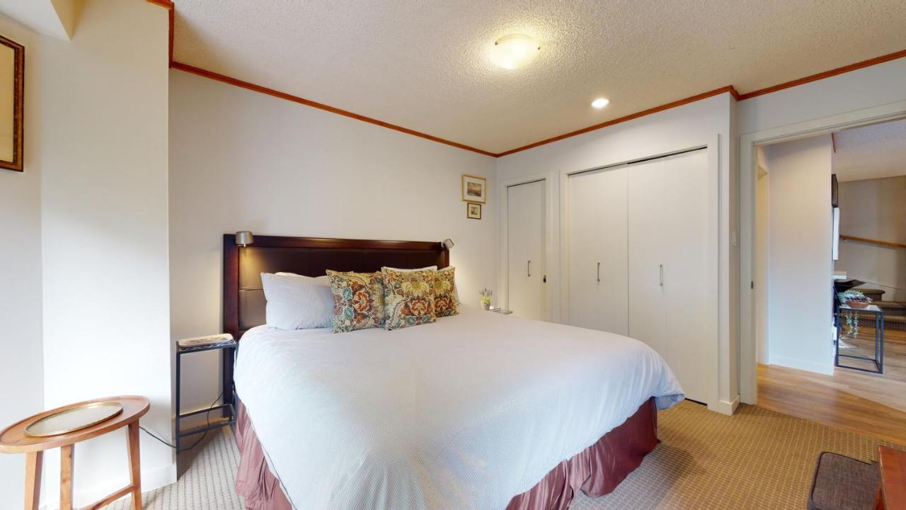 Stylish In A Prime Location By Harmony Whistler